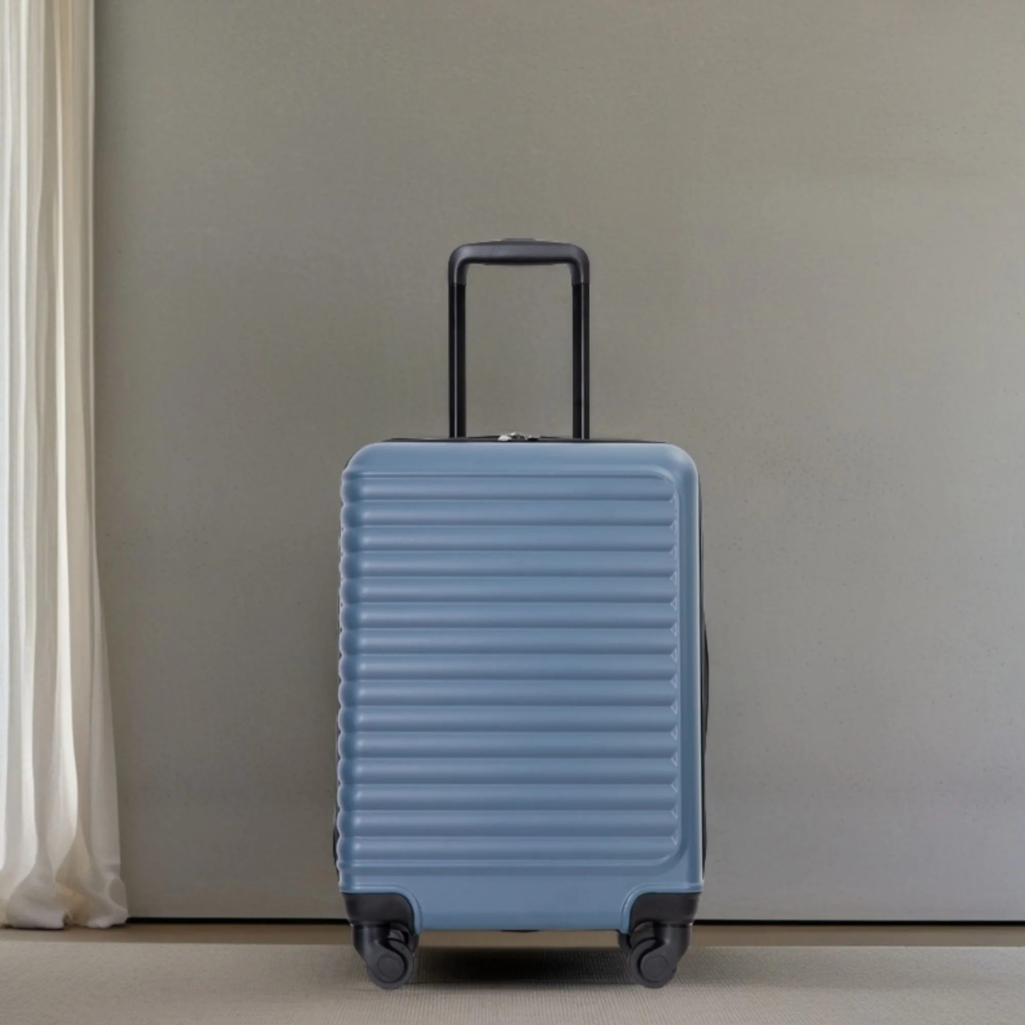 20" Carry On Luggage Lightweight Suitcase, Spinner Wheels by Couch.com