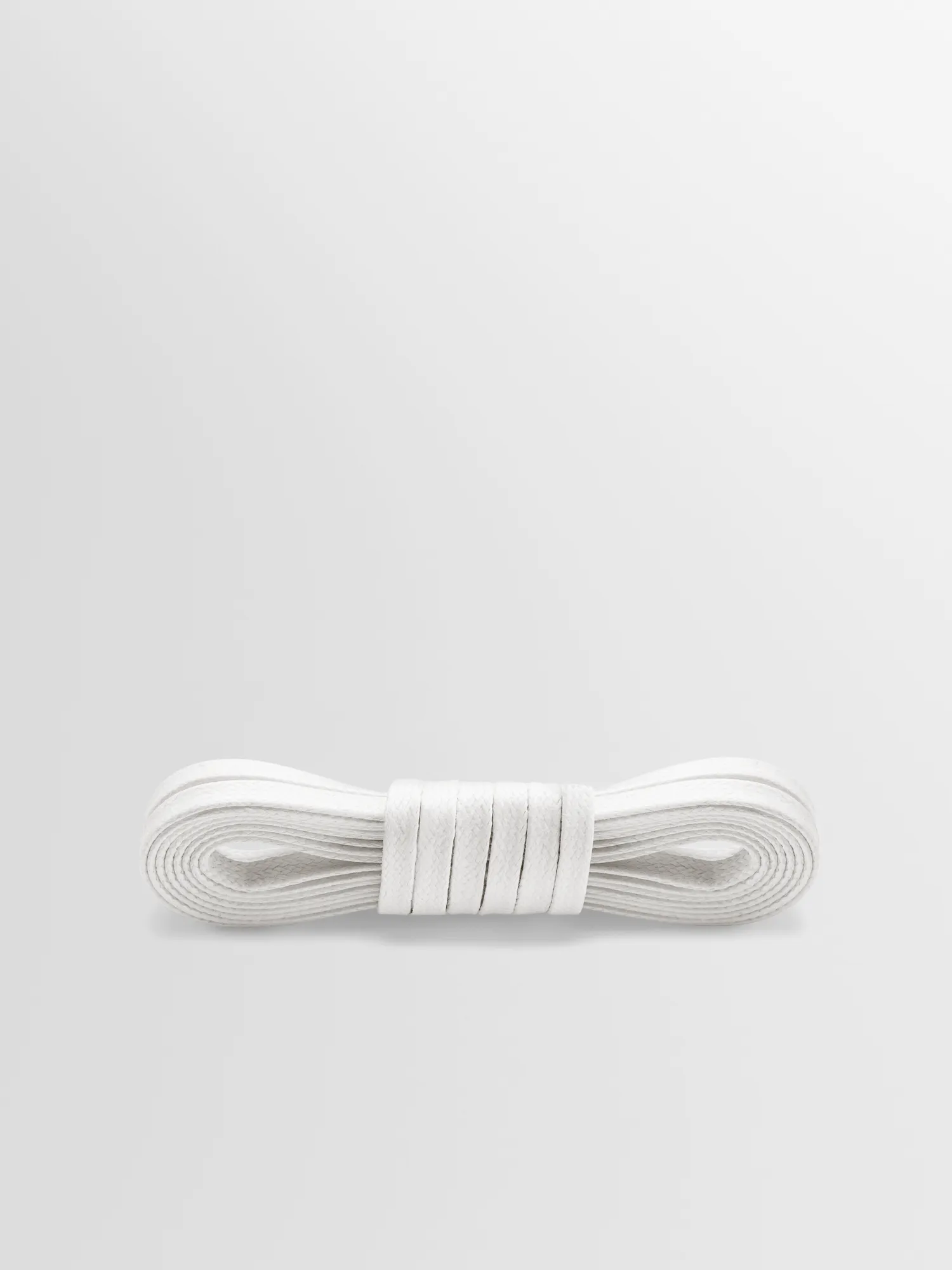 Court/Tivoli Laces in Chalk