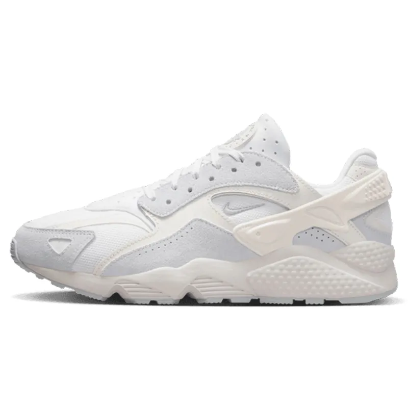 Men's Nike Wallace Air Huarache sports sneakers, white